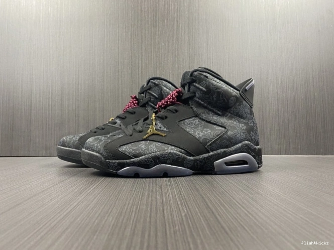 Triple (W) 6 DB9818-001 SD Black Jordan Retro 0830